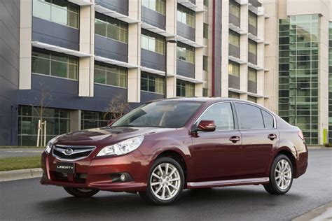 SUBARU LIBERTY AND OUTBACK 2009 .